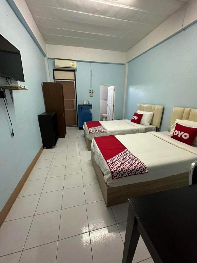 Pha Mansion Hotel Chachoengsao Bagian luar foto