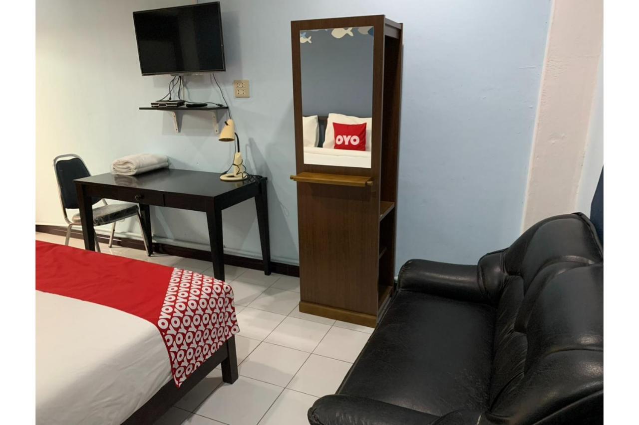 Pha Mansion Hotel Chachoengsao Bagian luar foto